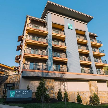 Embassy Suites By Hilton Gatlinburg Resort Extérieur photo