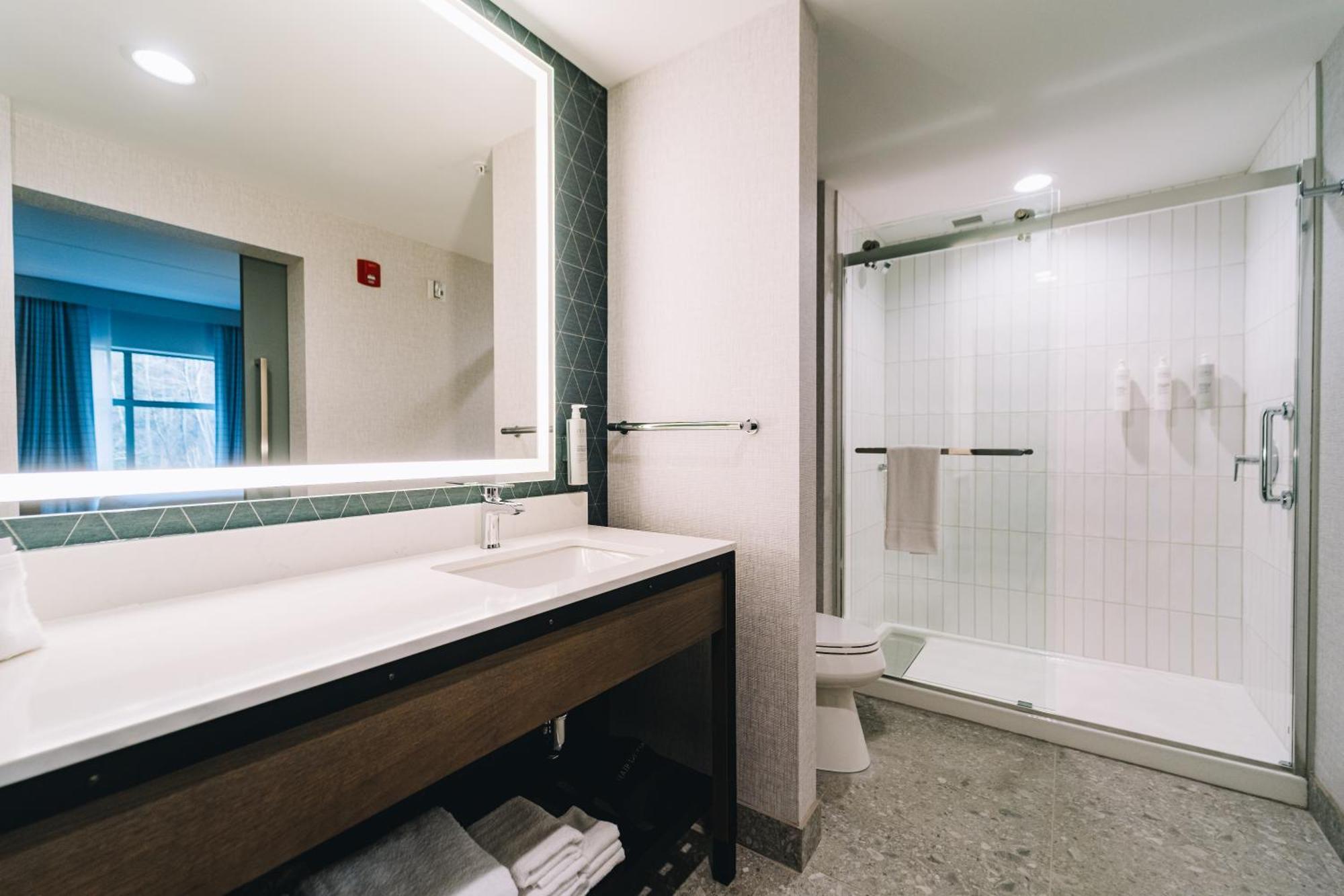 Embassy Suites By Hilton Gatlinburg Resort Extérieur photo