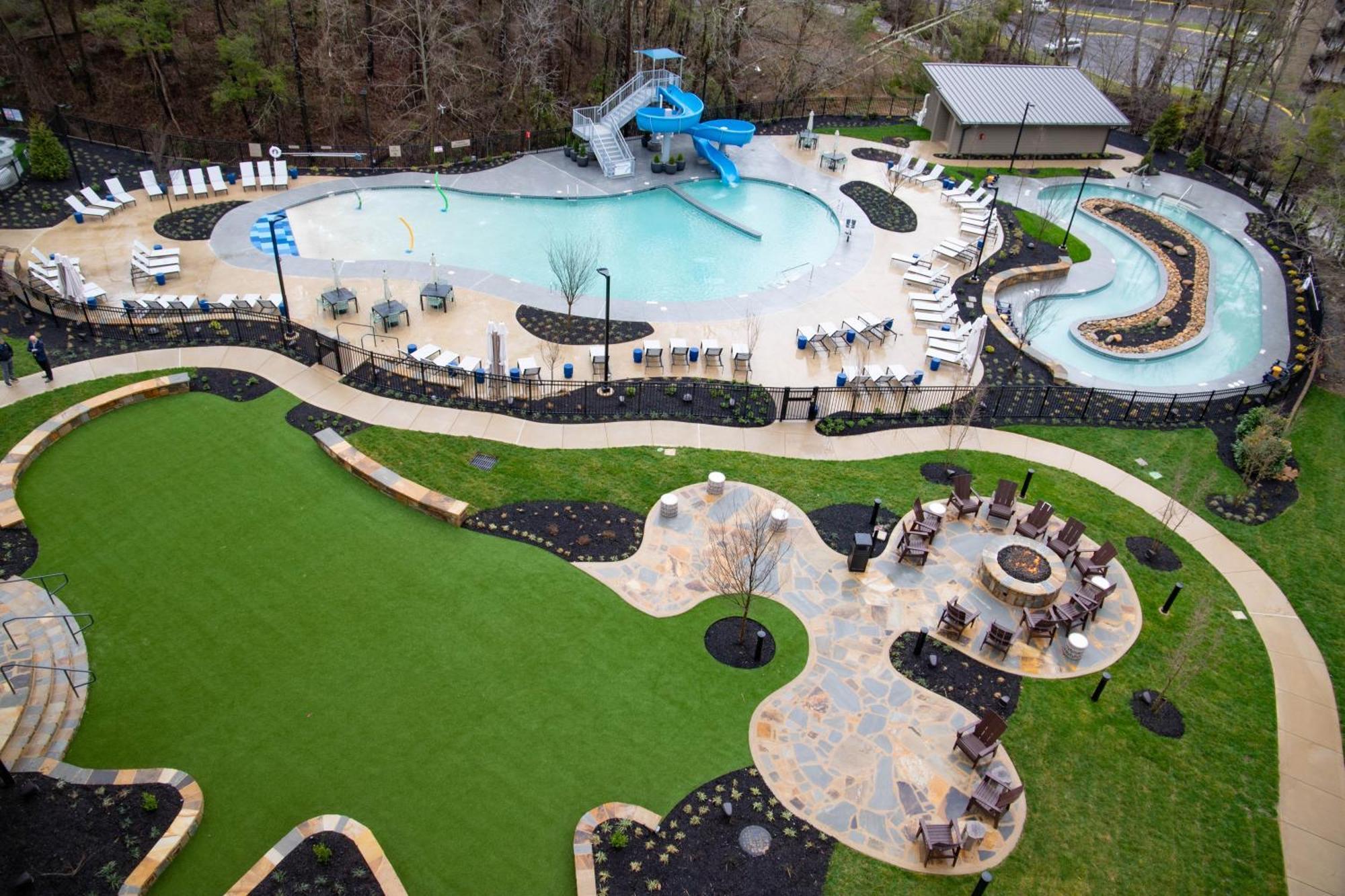Embassy Suites By Hilton Gatlinburg Resort Extérieur photo
