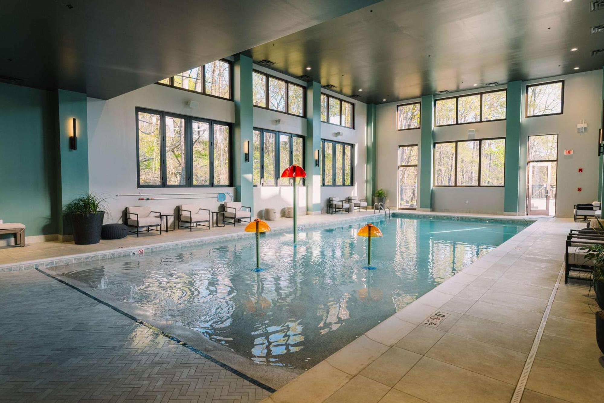 Embassy Suites By Hilton Gatlinburg Resort Extérieur photo
